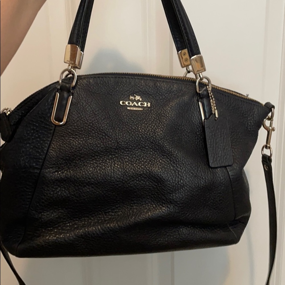 Cross body coach purse